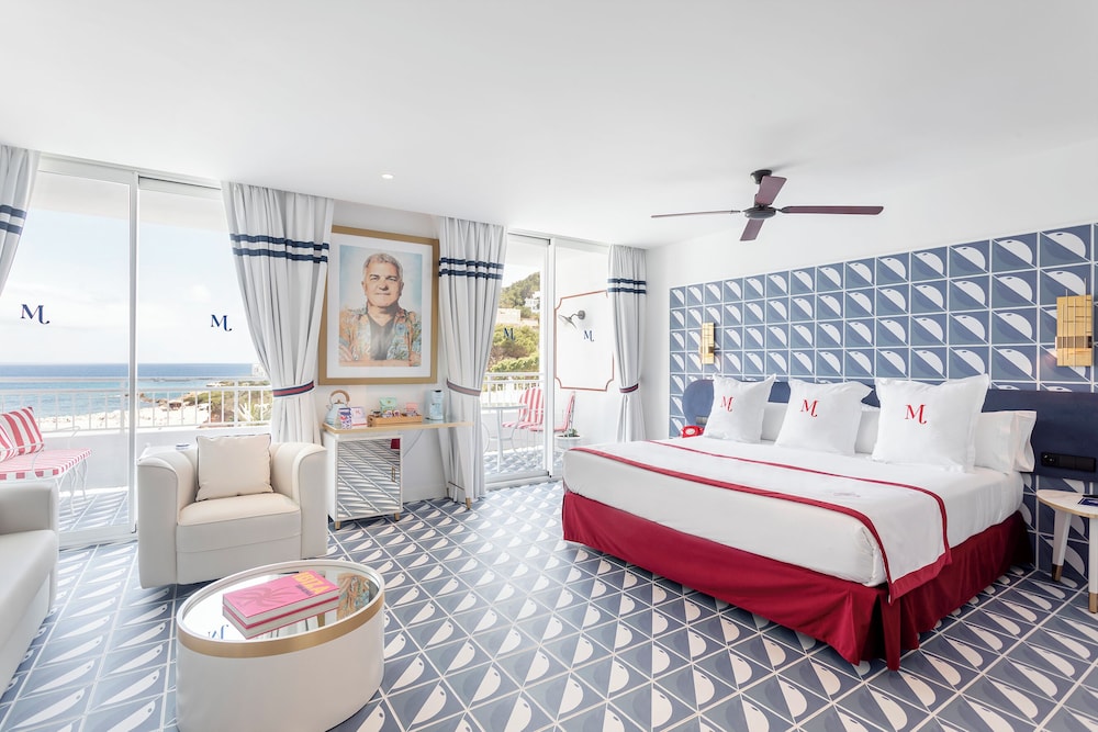 Hotel Mongibello Ibiza — Hotel rooms in Santa Eulalia, Balearic Islands