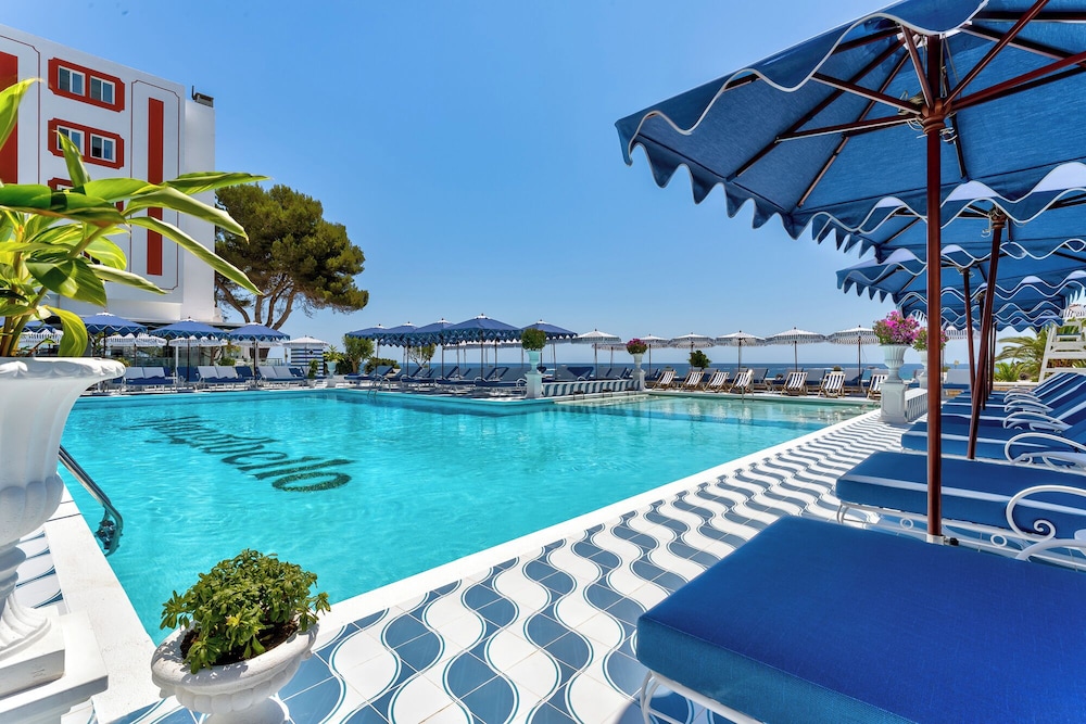 Hotel Mongibello Ibiza — Swimming pool in Santa Eulalia, Balearic Islands