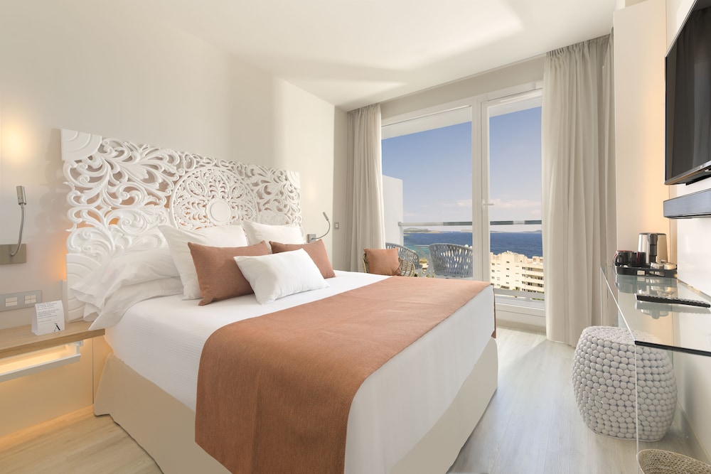 Amàre Beach Hotel Ibiza - Adults Recommended — Hotel rooms in San Antonio, Balearic Islands