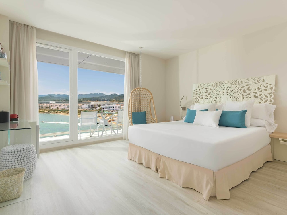 Amàre Beach Hotel Ibiza - Adults Recommended — Hotel rooms in San Antonio, Balearic Islands