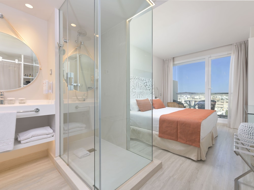 Amàre Beach Hotel Ibiza - Adults Recommended — Hotel rooms in San Antonio, Balearic Islands