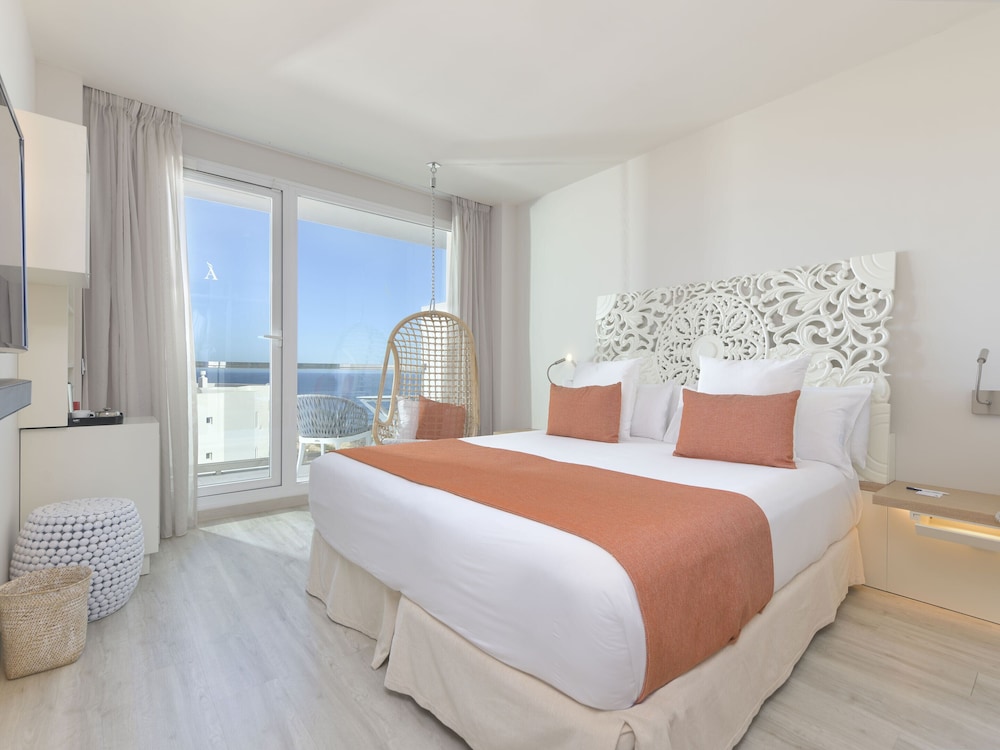 Amàre Beach Hotel Ibiza - Adults Recommended — Hotel rooms in San Antonio, Balearic Islands