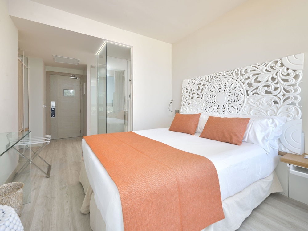 Amàre Beach Hotel Ibiza - Adults Recommended — Hotel rooms in San Antonio, Balearic Islands