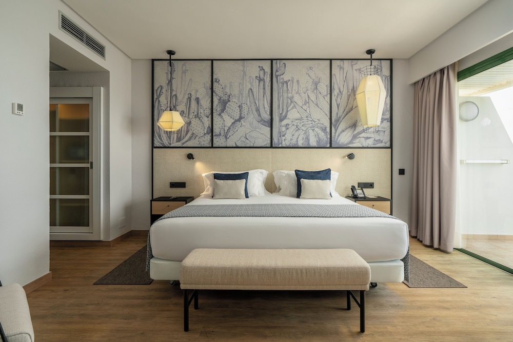Grand Hyatt Lanzarote Playa Dorada Resort — Hotel rooms in Playa Blanca, Canary Islands