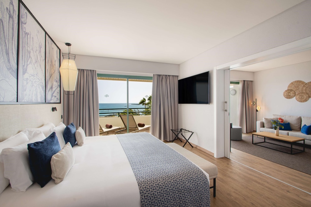 Grand Hyatt Lanzarote Playa Dorada Resort — Hotel rooms in Playa Blanca, Canary Islands
