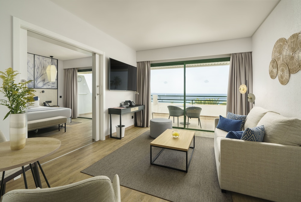 Grand Hyatt Lanzarote Playa Dorada Resort — Hotel rooms in Playa Blanca, Canary Islands