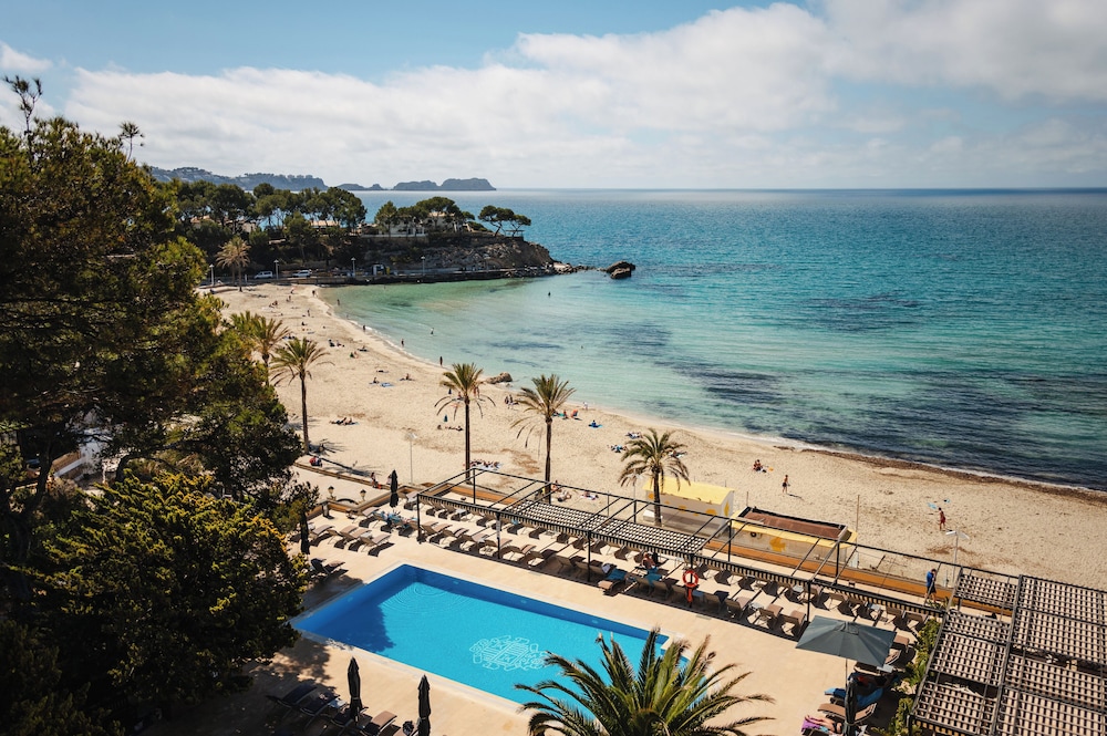 Secrets Mallorca Villamil Resort & Spa -Adults Only - Hyatt Inclusive Collection — Beach in Peguera, Balearic Islands