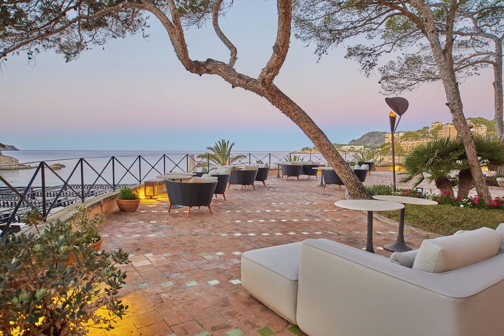 Secrets Mallorca Villamil Resort & Spa -Adults Only - Hyatt Inclusive Collection — Restaurant & bars in Peguera, Balearic Islands