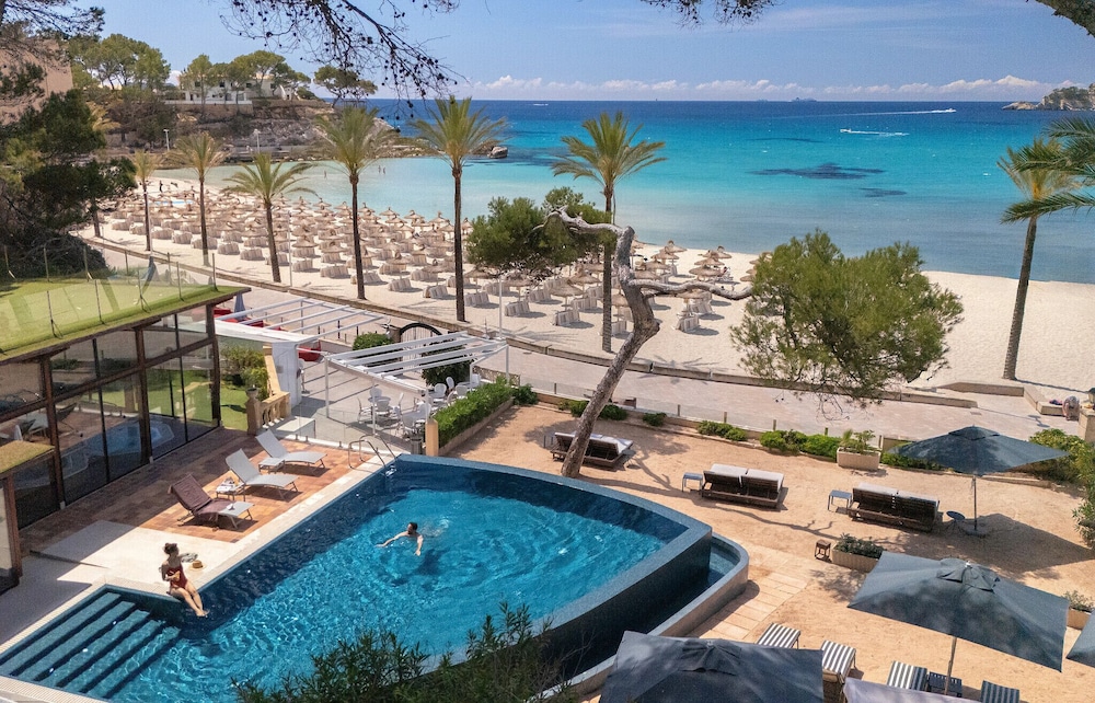 Secrets Mallorca Villamil Resort & Spa -Adults Only - Hyatt Inclusive Collection — Swimming pool in Peguera, Balearic Islands