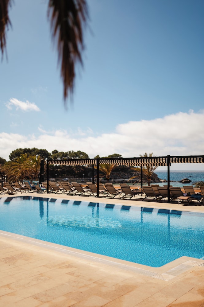 Secrets Mallorca Villamil Resort & Spa -Adults Only - Hyatt Inclusive Collection — Swimming pool in Peguera, Balearic Islands