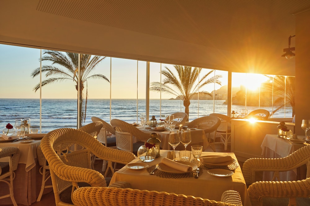 Secrets Mallorca Villamil Resort & Spa -Adults Only - Hyatt Inclusive Collection — Restaurant & bars in Peguera, Balearic Islands