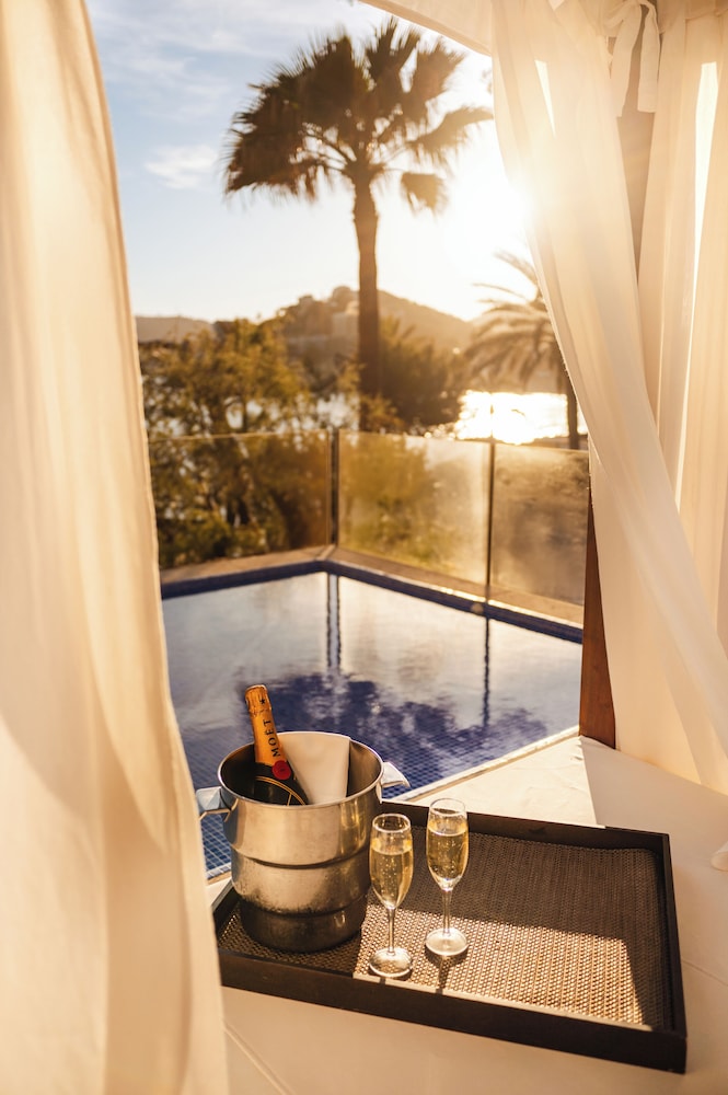Secrets Mallorca Villamil Resort & Spa -Adults Only - Hyatt Inclusive Collection — Hotel rooms in Peguera, Balearic Islands