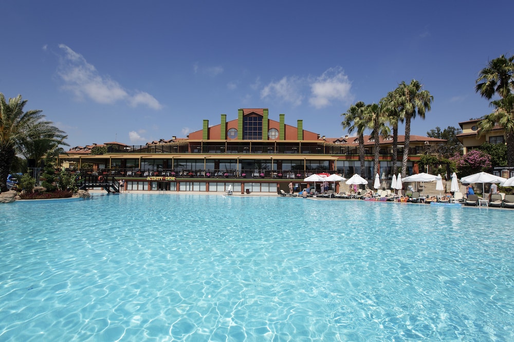 Alba Resort Hotel - Ultra All Inclusive — Swimming pool in Side