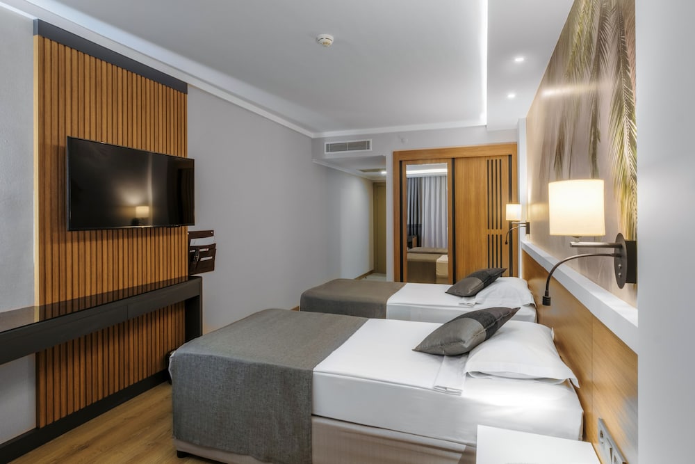Alba Resort Hotel - Ultra All Inclusive — Hotel rooms in Side