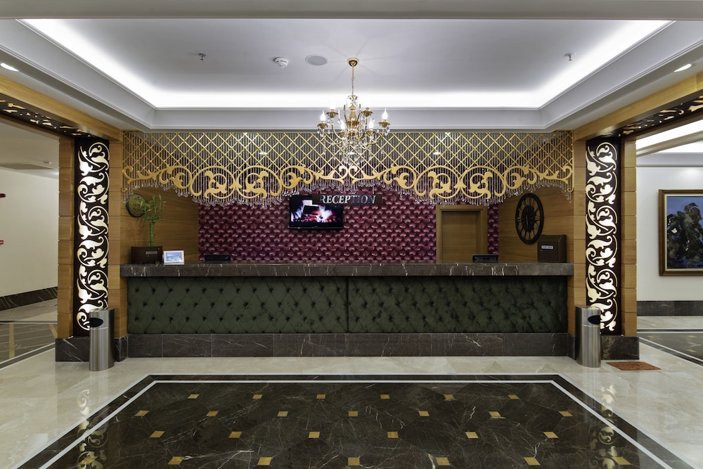 Alba Resort Hotel - Ultra All Inclusive — Hotel building in Side