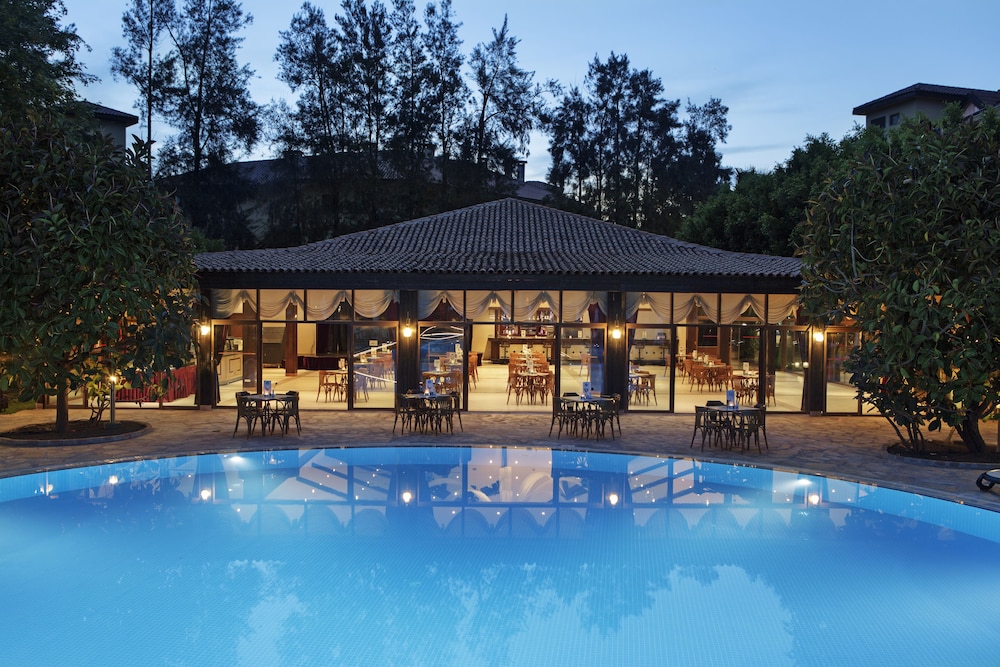 Alba Resort Hotel - Ultra All Inclusive — Restaurant & bars in Side