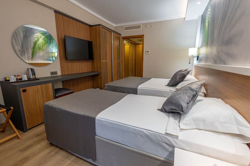 Alba Resort Hotel - Ultra All Inclusive — Hotel rooms in Side