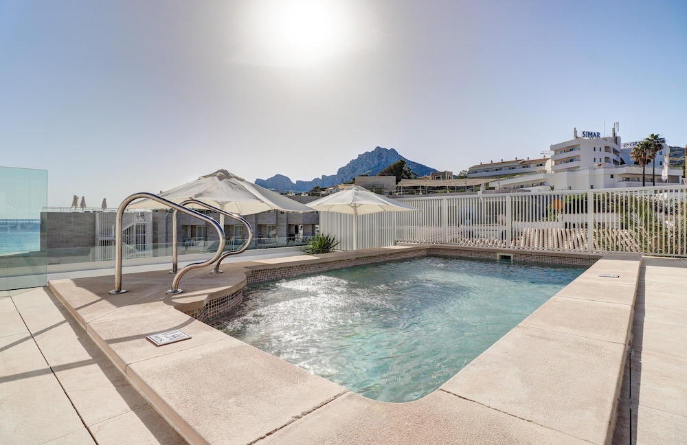 Hoposa Hotel Niu — Swimming pool in Puerto Pollensa, Balearic Islands
