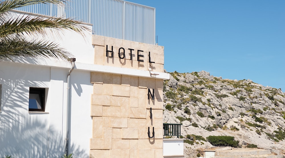 Hoposa Hotel Niu — Hotel building in Puerto Pollensa, Balearic Islands