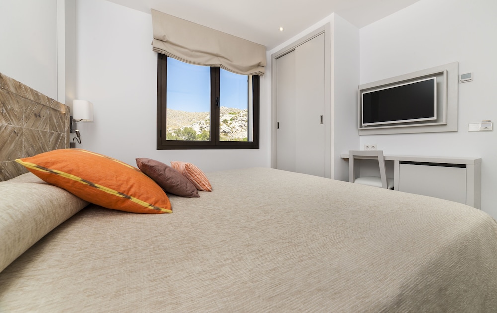 Hoposa Hotel Niu — Hotel rooms in Puerto Pollensa, Balearic Islands