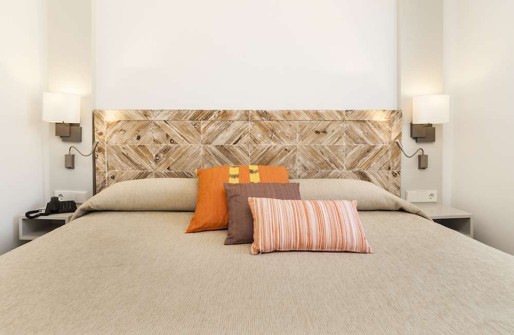 Hoposa Hotel Niu — Hotel rooms in Puerto Pollensa, Balearic Islands