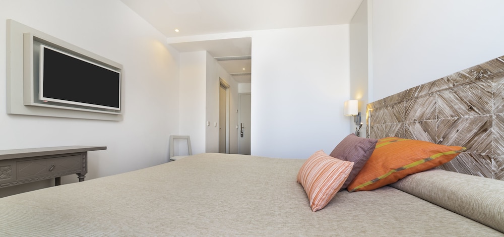 Hoposa Hotel Niu — Hotel rooms in Puerto Pollensa, Balearic Islands