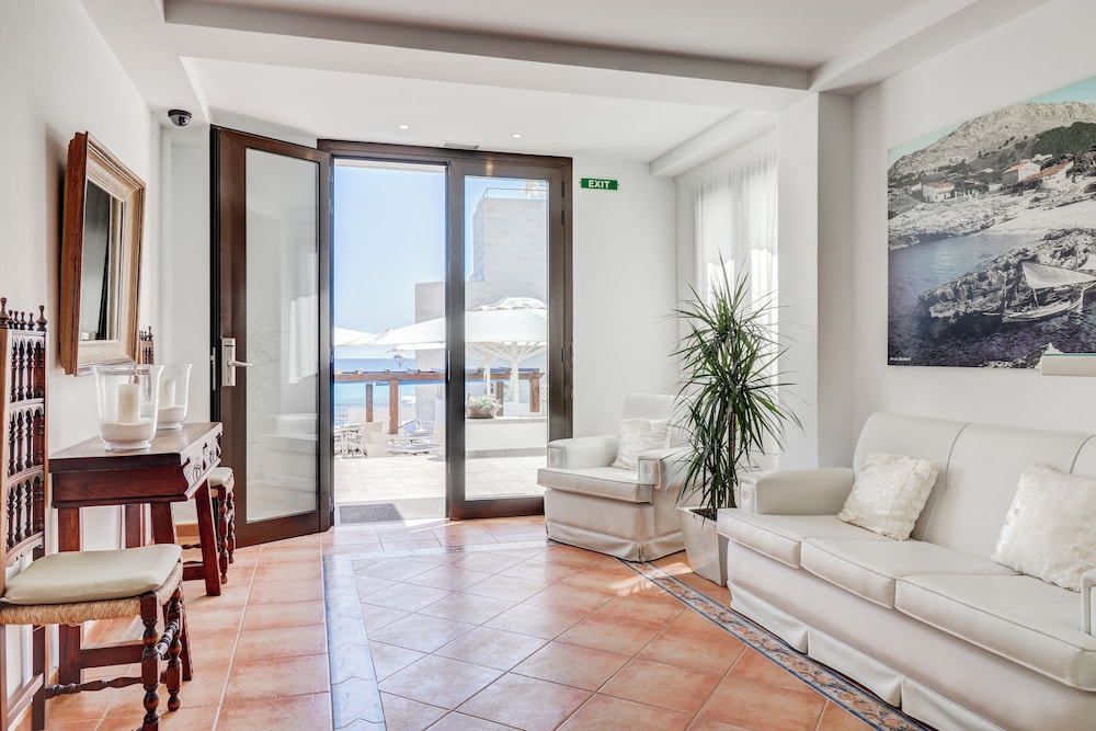 Hoposa Hotel Niu — Hotel rooms in Puerto Pollensa, Balearic Islands