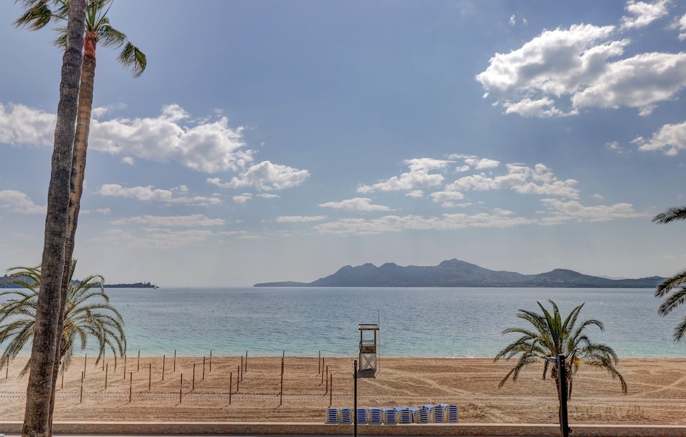 Hoposa Pollentia - Adults Only — Beach in Puerto Pollensa, Balearic Islands