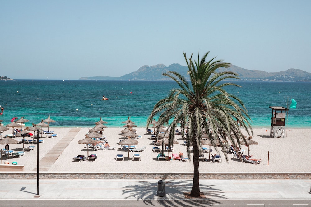 Hoposa Pollentia - Adults Only — Beach in Puerto Pollensa, Balearic Islands