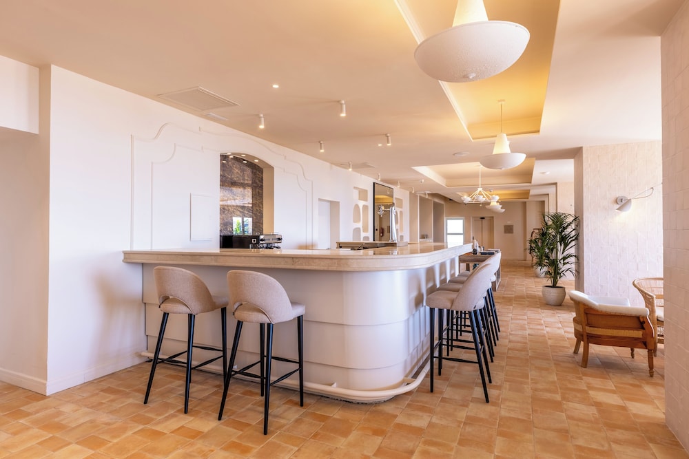 Hoposa Pollentia - Adults Only — Restaurant & bars in Puerto Pollensa, Balearic Islands