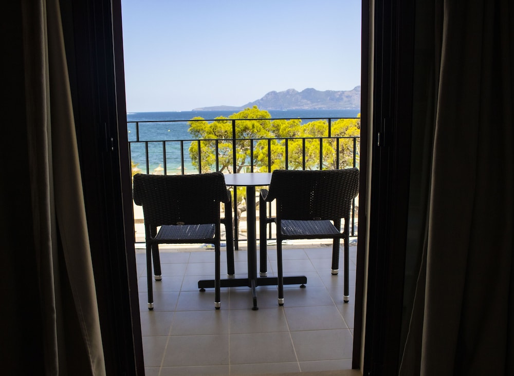 Hoposa Uyal — Hotel rooms in Puerto Pollensa, Balearic Islands