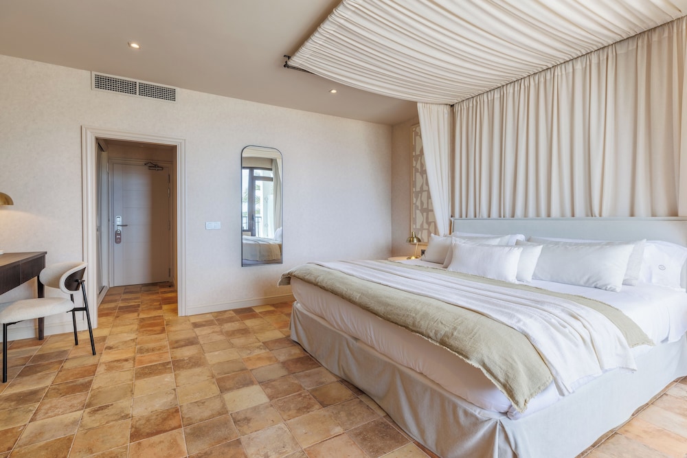 Hoposa Uyal — Hotel rooms in Puerto Pollensa, Balearic Islands
