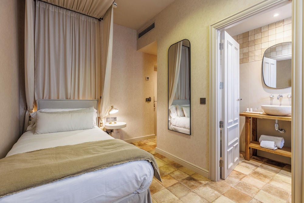 Hoposa Uyal — Hotel rooms in Puerto Pollensa, Balearic Islands