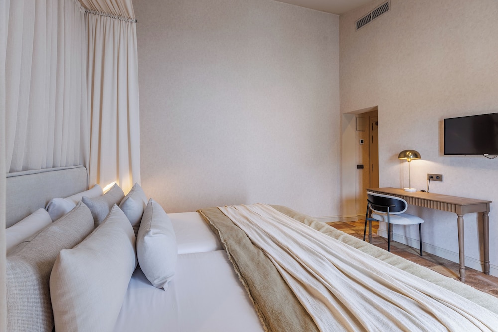 Hoposa Uyal — Hotel rooms in Puerto Pollensa, Balearic Islands