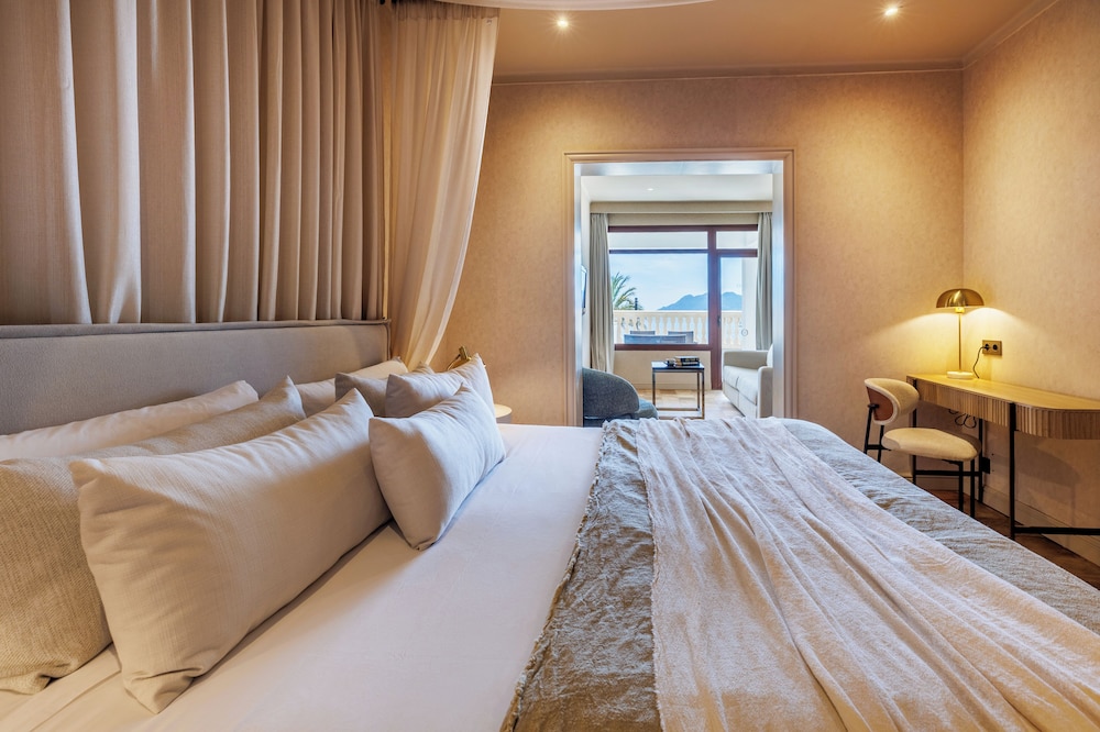 Hoposa Uyal — Hotel rooms in Puerto Pollensa, Balearic Islands