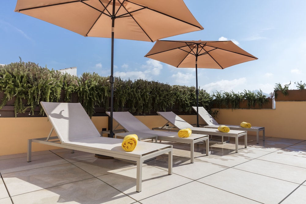 Fonda Llabres Hostal Boutique — Swimming pool in Alcudia, Balearic Islands