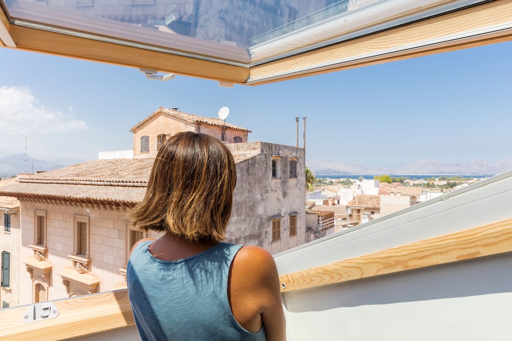 Fonda Llabres Hostal Boutique — Hotel rooms in Alcudia, Balearic Islands