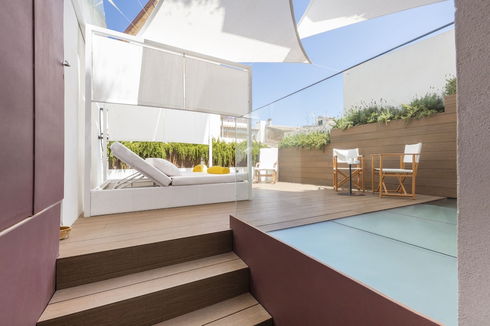 Fonda Llabres Hostal Boutique — Swimming pool in Alcudia, Balearic Islands
