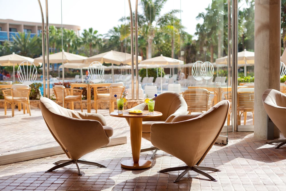 MUR Hotel Faro Jandía — Restaurant & bars in Esquinzo, Canary Islands