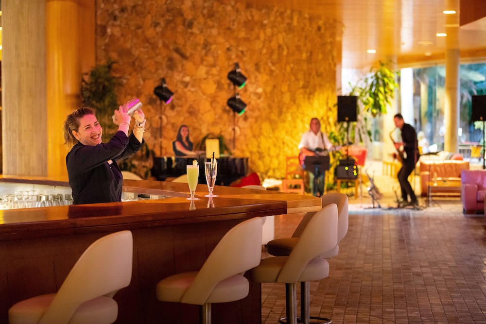MUR Hotel Faro Jandía — Restaurant & bars in Esquinzo, Canary Islands