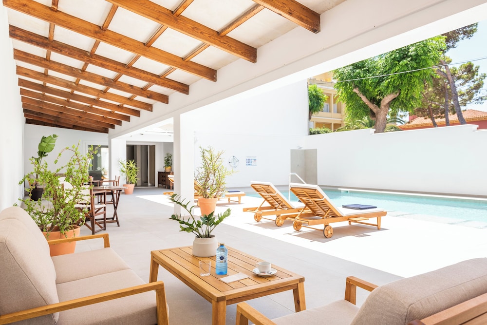 Hotel Patricia Menorca — Swimming pool in Ciutadella de Menorca, Balearic Islands
