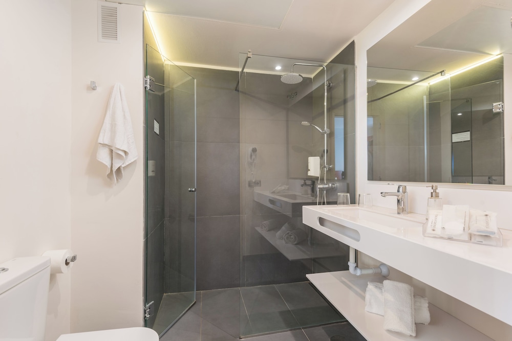 Hotel Patricia Menorca — Hotel rooms in Ciutadella de Menorca, Balearic Islands