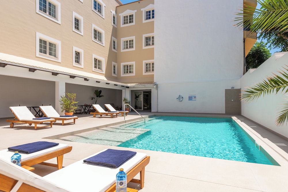 Hotel Patricia Menorca — Swimming pool in Ciutadella de Menorca, Balearic Islands