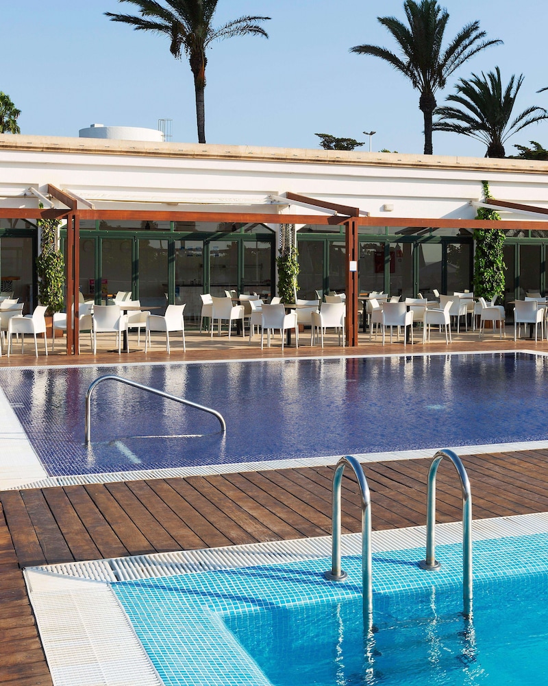 Alua Illa de Menorca - Hyatt Inclusive Collection — Swimming pool in S'Algar, Balearic Islands