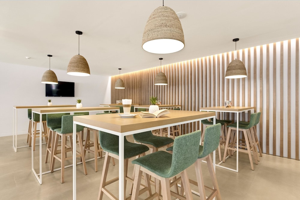 Hotel THB Gran Playa - Adults Only — Restaurant & bars in Can Picafort, Balearic Islands