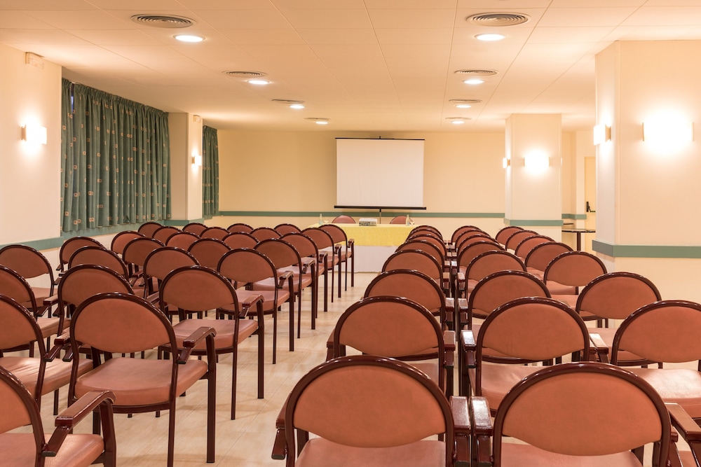 htop Royal Star & SPA — Hotel building in Lloret de Mar, Catalonia
