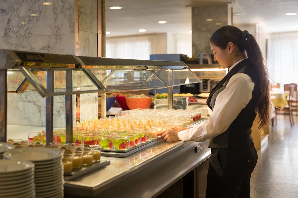 htop Royal Star & SPA — Restaurant & bars in Lloret de Mar, Catalonia