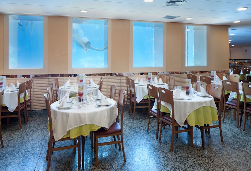 htop Royal Star & SPA — Restaurant & bars in Lloret de Mar, Catalonia