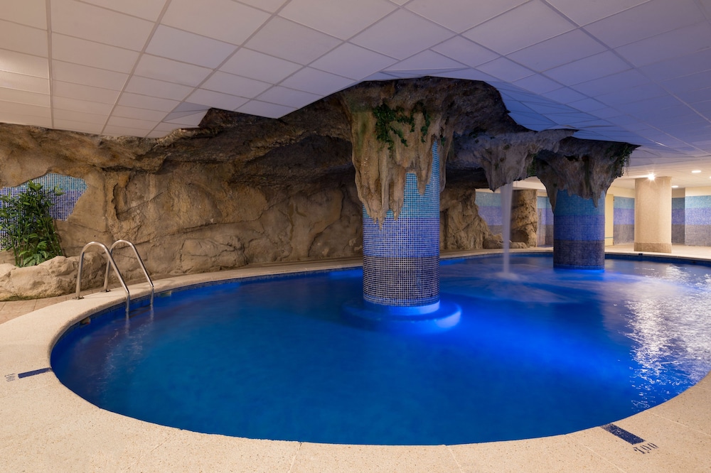 htop Royal Star & SPA — Swimming pool in Lloret de Mar, Catalonia