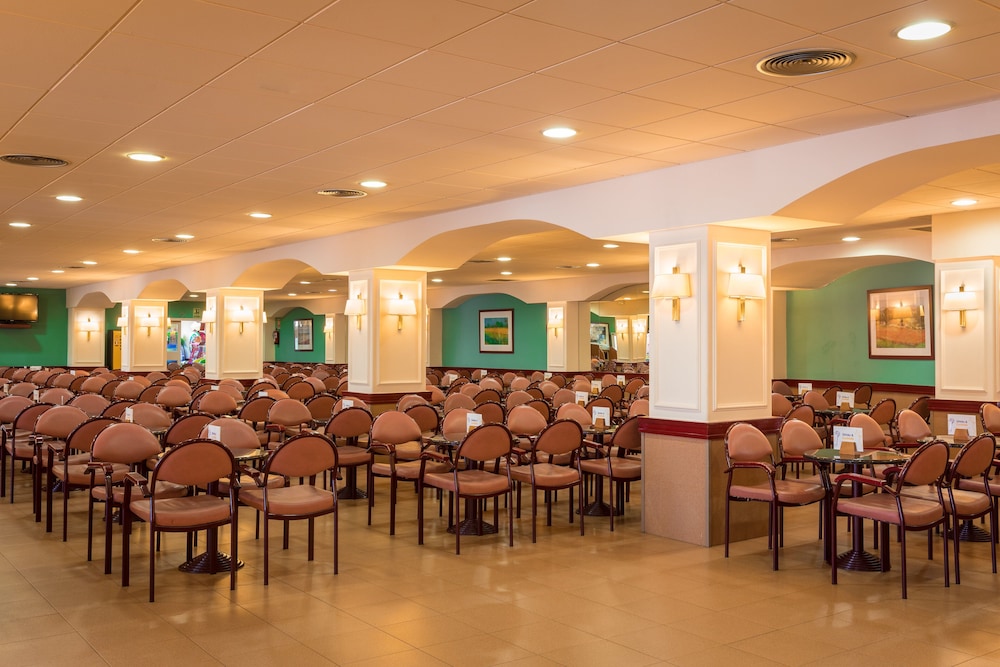 htop Royal Star & SPA — Restaurant & bars in Lloret de Mar, Catalonia